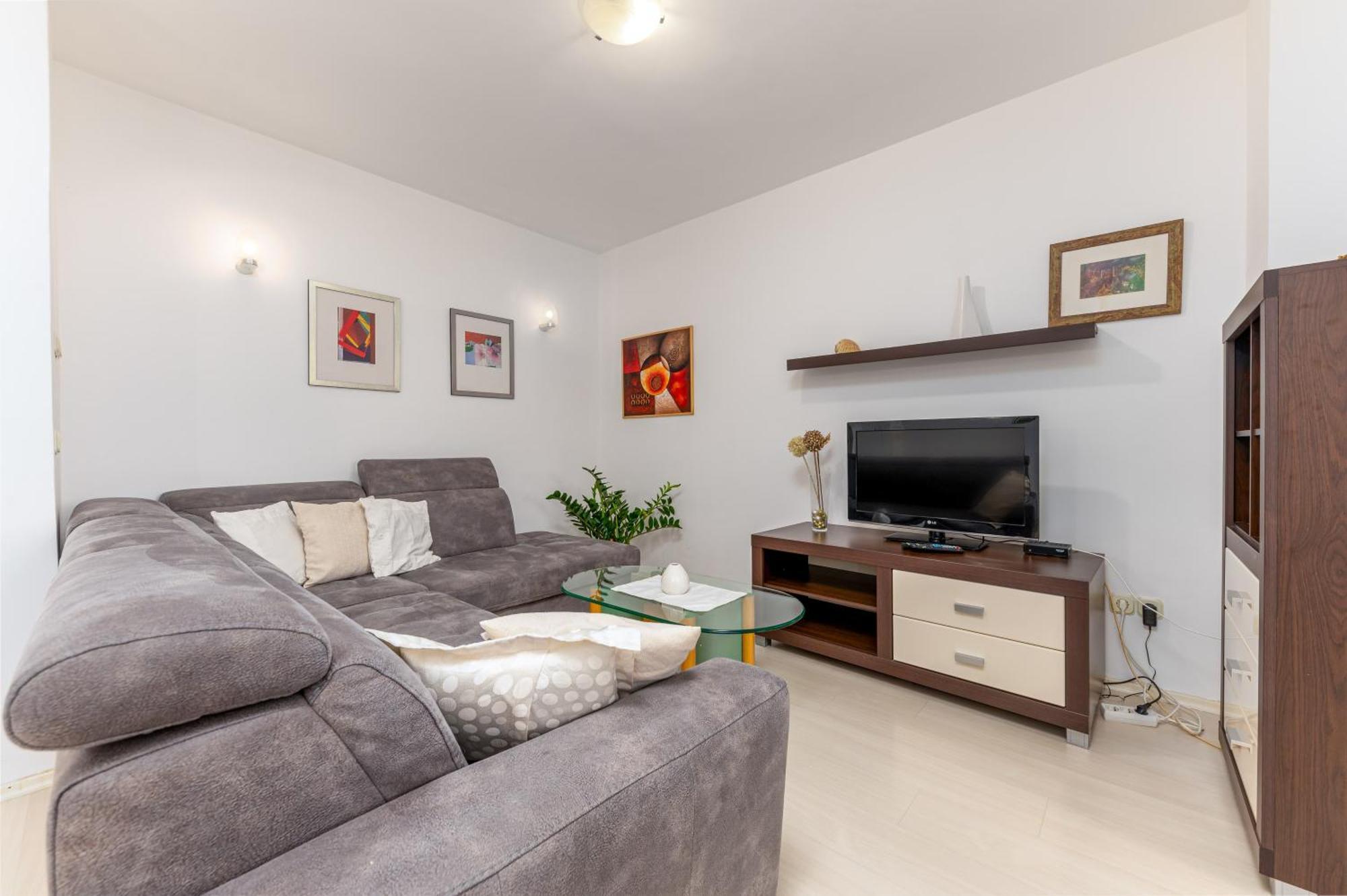 Apartments Gisela Makarska Oda fotoğraf